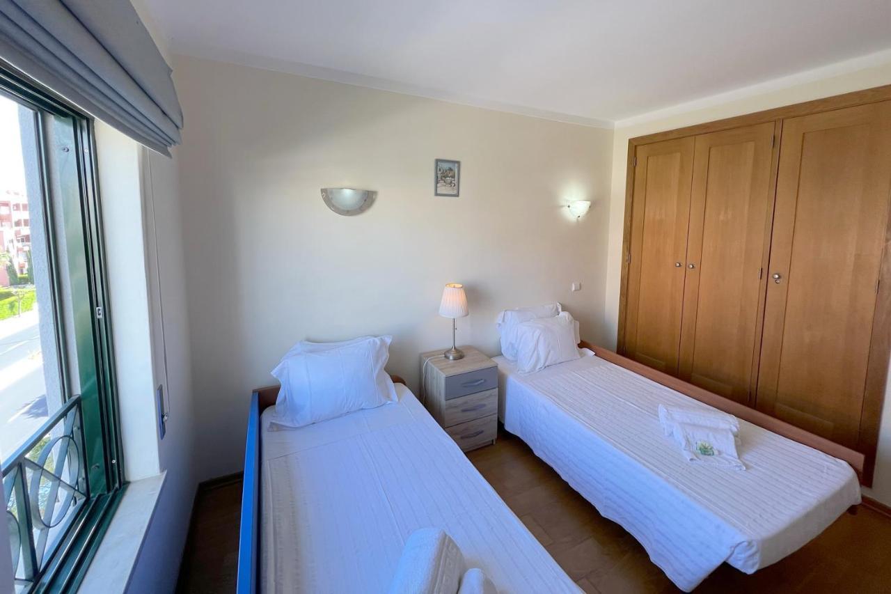 Apartment By The Beach With Parking And Wifi By Amcf Portimão Extérieur photo